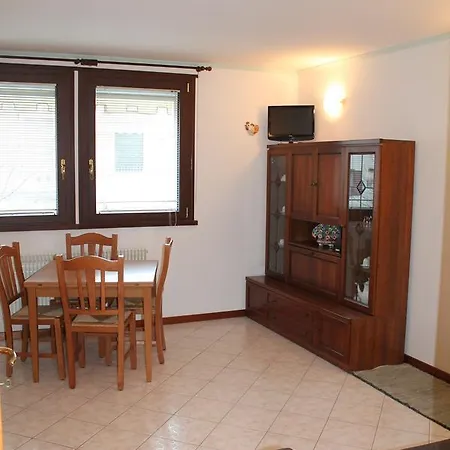 Campo Porta Nuova Apartment